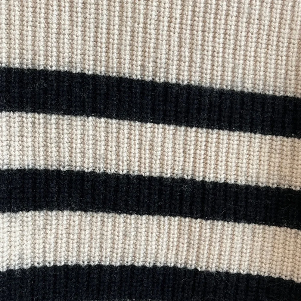 & Other Stories Knitted half-zip sweater  ribbed texture. Cream & Black Size XS - Picture 6 of 13